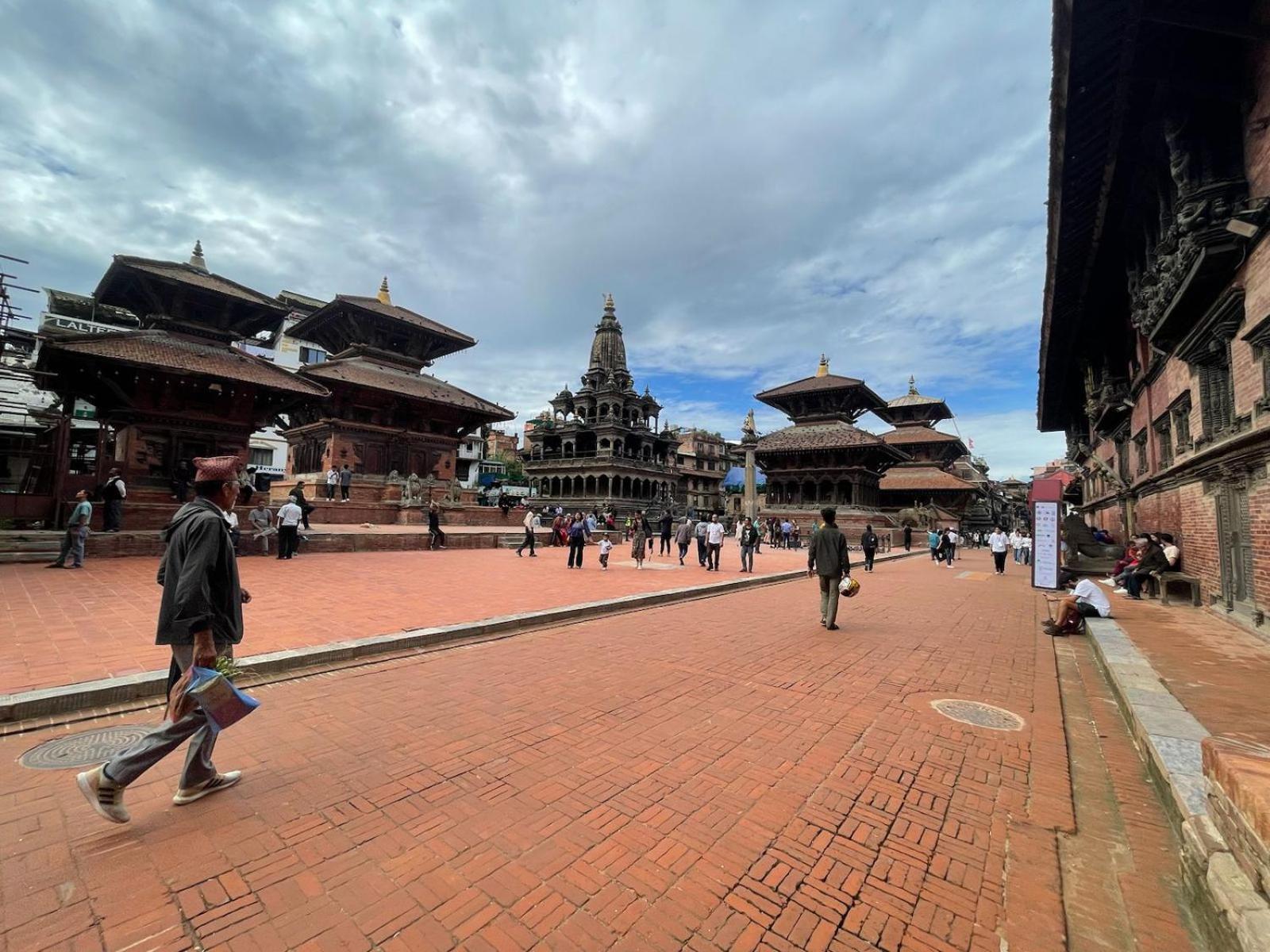 Patan Square - 2 Km From Patan Durbar Square Hotel Kültér fotó